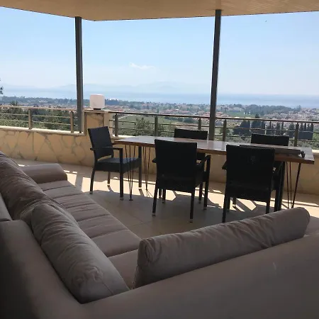 Appartamento Oezel Havuzlu Ultra Lueks Kusadası