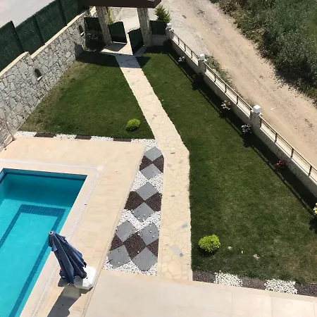 Oezel Havuzlu Ultra Lueks Appartamento