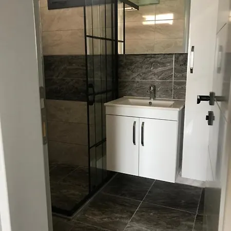 Oezel Havuzlu Ultra Lueks Appartamento Kusadası